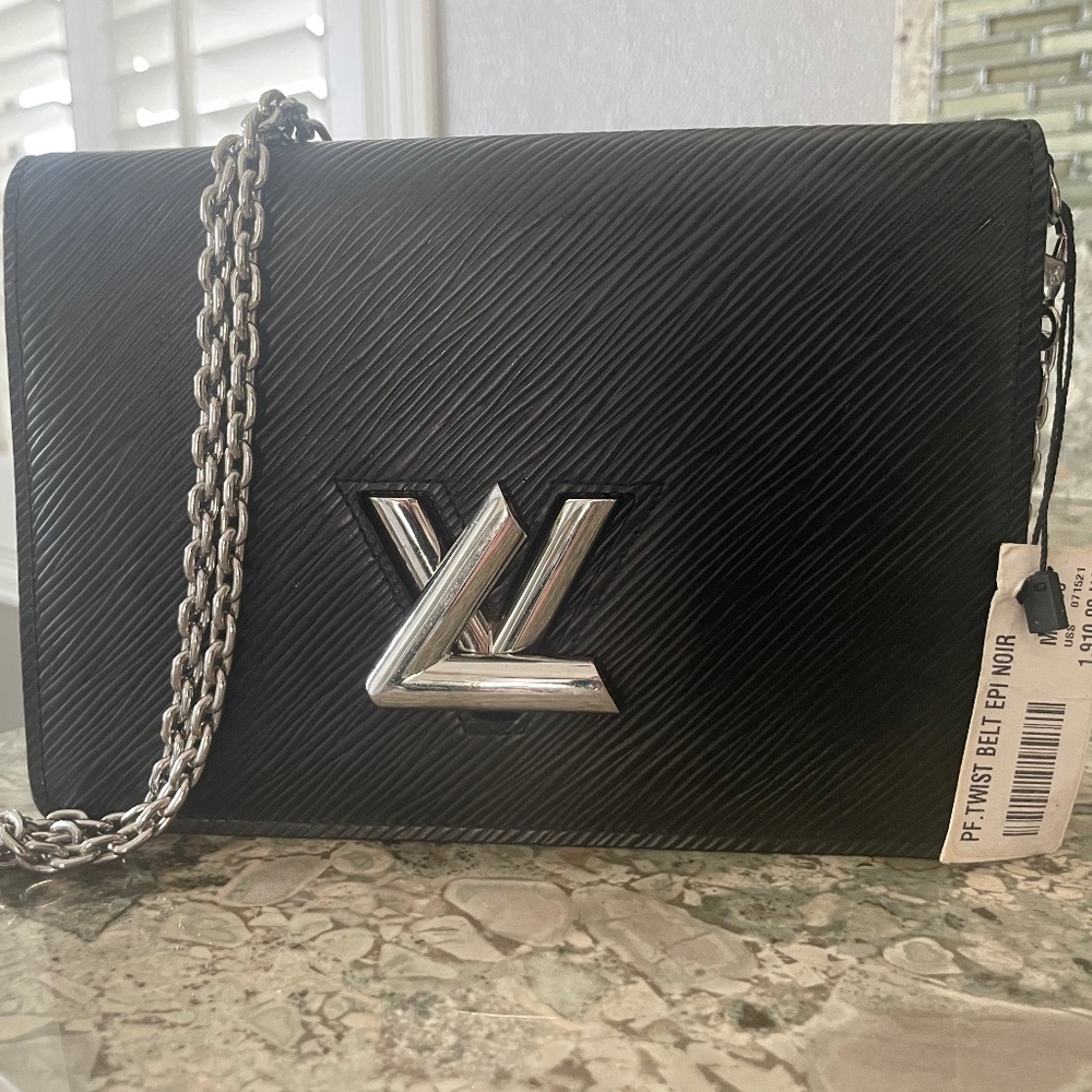 Louis Vuitton purse